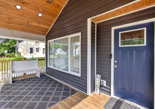 Photo 3 of Single family home for sale at 116 Falcon Rd, Jackson, MI 49202 | MLS# 70554112 | Listing updated on 2026-09-17