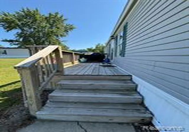 Homes for sale in Lennon, MI | 4101 S Sheridan Rd, Lennon, MI 48449 | MLS# 60971105