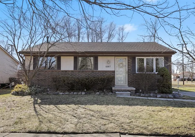 1st image of 1567 Marlowe St, Canton, MI 48187 | MLS# 70518673