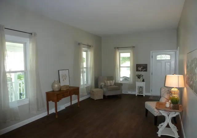Photo 4 of Single family home for sale at 307 King St, Bay City, MI 48706 | MLS# 50217253 | Listing updated on 2026-10-19