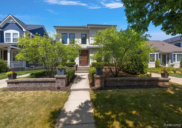 Photo 3 of Single family home for sale at 559 Bennaville Ave, Birmingham, MI 48009 | MLS# 61019346 | Listing updated on 2026-09-06