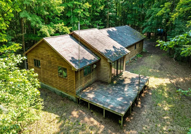 Photo 1 of Single family home for sale at 13080 Townline Rd, L'anse, MI 49946 | MLS# 50217246 | Listing updated on 2026-09-01
