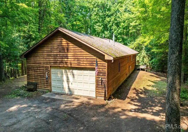 Photo 4 of Single family home for sale at 13080 Townline Rd, L'anse, MI 49946 | MLS# 50217246 | Listing updated on 2026-09-01