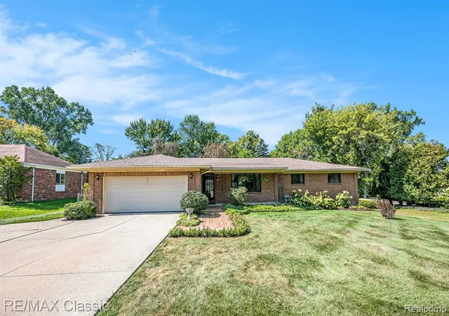 Photo 1 of Sale Pending at 24943 Glenda St, Novi, MI 48375 | MLS# 60936165 | Listing updated on 2026-07-07