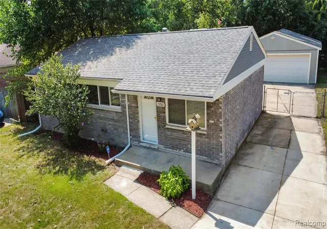 Photo 4 of Single family home for sale at 15768 Wendy St, Taylor, MI 48180 7809 | MLS# 61023823 | Listing updated on 2026-09-15