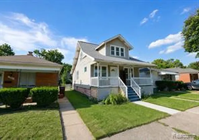 Homes for sale in Center Line, MI | 7271 Wiegand, Center Line, MI 48015 | MLS# 61008080