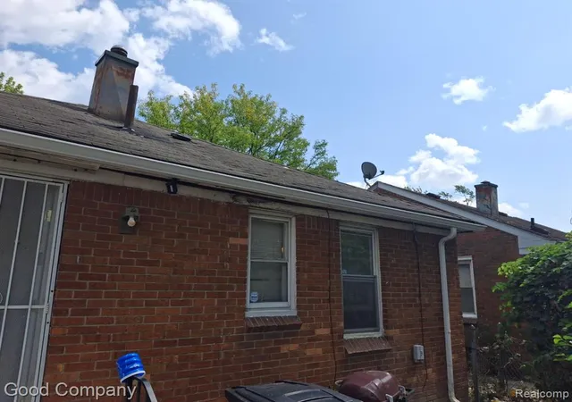 Photo 3 of Sale Pending at 11739 Stahelin Ave, Detroit, MI 48228 1345 | MLS# 61025454 | Listing updated on 2026-09-08