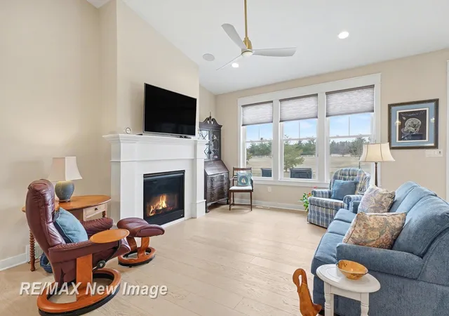 Homes for sale in Midland, MI | 419 Copper Leaf Ct, Midland, MI 48642 | MLS# 50202797