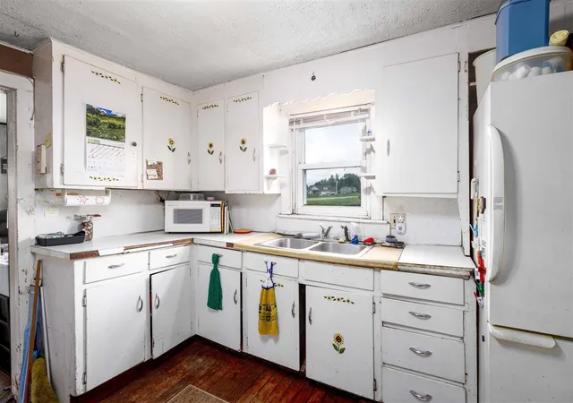 Homes for sale in Hudsonville, MI | 5835 40Th Ave, Hudsonville, MI 49426 | MLS# 70540649