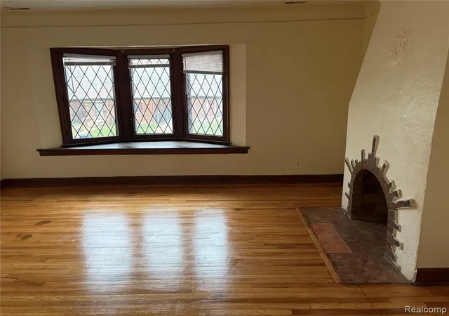 Photo 2 of Multi family home for sale at 17189 Wisconsin St, Detroit, MI 48221 | MLS# 60982806 | Listing updated on 2026-08-10