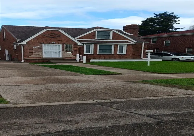 1st image of 17353 Snowden St, Detroit, MI 48235 | MLS# 70406960
