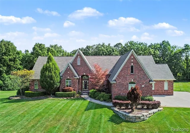 Photo 1 of Single family home for sale at 2442 Meadow Ct, Leonard, MI 48367 3435 | MLS# 61025350 | Listing updated on 2026-08-28