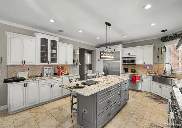 Photo 4 of Single family home for sale at 2442 Meadow Ct, Leonard, MI 48367 3435 | MLS# 61025350 | Listing updated on 2026-08-28