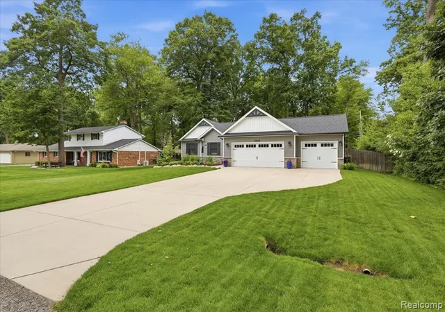 Homes for sale in Clarkston, MI | 5915 Chickadee Ln, Clarkston, MI 48346 | MLS# 61008223