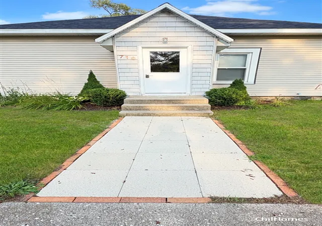 2nd image of 716 Root St, Belding, MI 48809 | MLS# 70552595