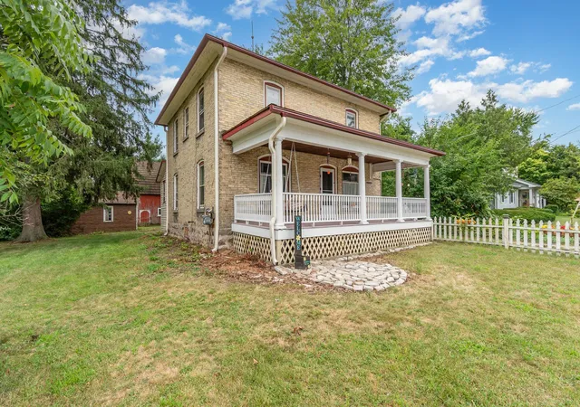 Homes for sale in Mount Pleasant, MI | 1926 E Broadway St, Mount Pleasant, MI 48858 | MLS# 80061079