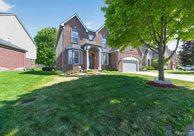 Photo 2 of Single family home for sale at 6827 Blackwell, Shelby Twp, MI 48317 | MLS# 61015837 | Listing updated on 2026-07-30