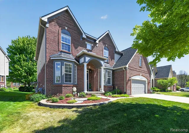 Photo 3 of Single family home for sale at 6827 Blackwell, Shelby Twp, MI 48317 | MLS# 61015837 | Listing updated on 2026-07-30