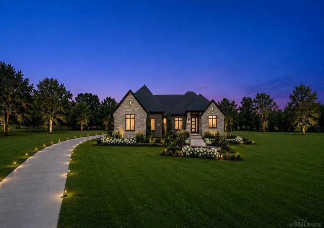 2nd image of 4025 Taft Rd, Bruce Twp, MI 48065 | MLS# 50206567