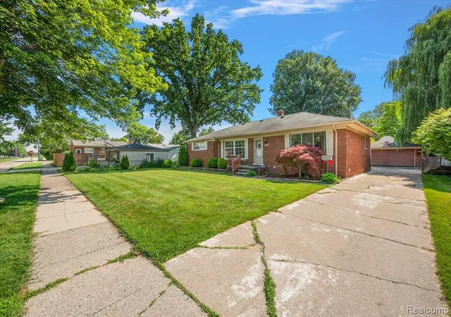 5th image of 6326 Lathers St, Garden City, MI 48135 | MLS# 60407195