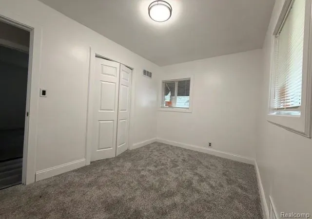 2nd image of 3917 Winona St, Flint, MI 48504 3734 | MLS# 61022410