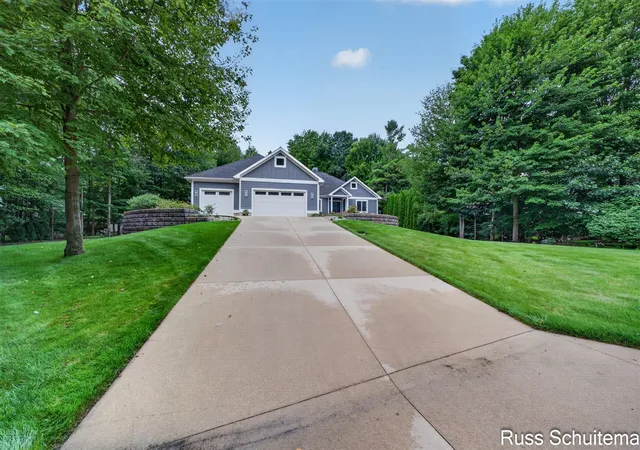Photo 3 of Sale Pending at 6335 Silverton Dr, Norton Shores, MI 49444 | MLS# 70552896 | Listing updated on 2026-08-27