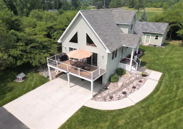 Photo 1 of Single family home for sale at 5228 Winchester Wy, Gladwin, MI 48624 | MLS# 50220194 | Listing updated on 2026-08-29