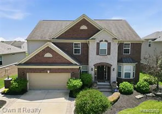 Homes for sale in South Lyon, MI | 58683 Winnowing Cir, South Lyon, MI 48178 | MLS# 61009326