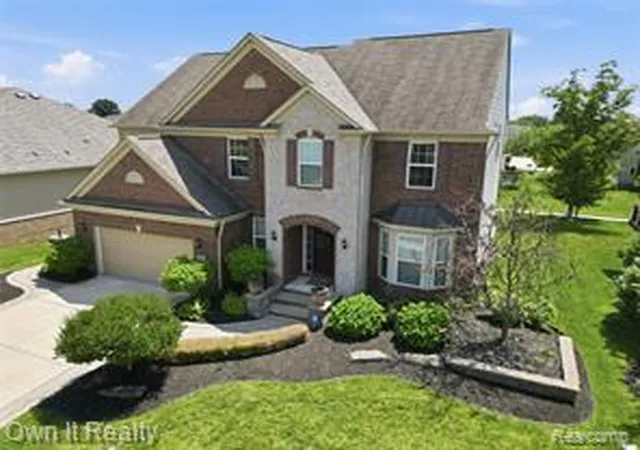 Homes for sale in South Lyon, MI | 58683 Winnowing Cir, South Lyon, MI 48178 | MLS# 61009326
