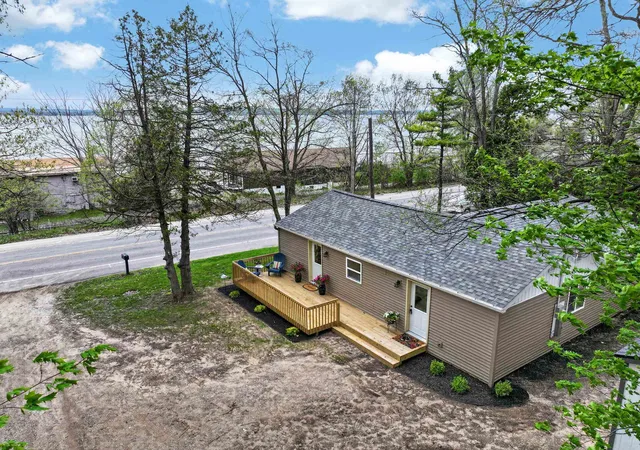 Homes for sale in Williamsburg, MI | 4494 Five Mile Rd, Williamsburg, MI 49690 | MLS# 80068604