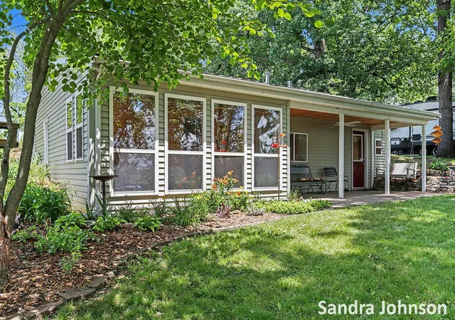 Homes for sale in Plainwell, MI | 6180 Rook Rd, Plainwell, MI 49080 | MLS# 70541086