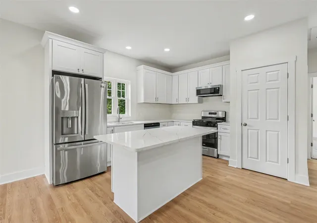 Photo 4 of Single family home for sale at 13114 Southland Ct, Holland, MI 49424 | MLS# 70552021 | Listing updated on 2026-09-02