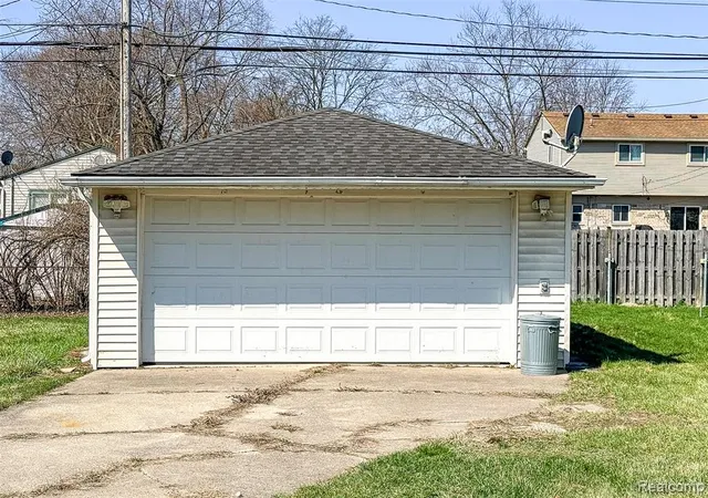 Homes for sale in Westland, MI | 8471 Fremont St, Westland, MI 48185 1898 | MLS# 60981190