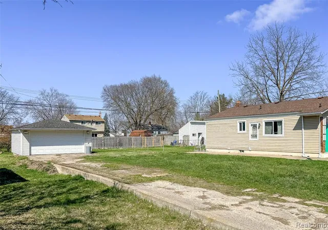 image of 8471 Fremont St, Westland, MI 48185 | MLS# 60981190