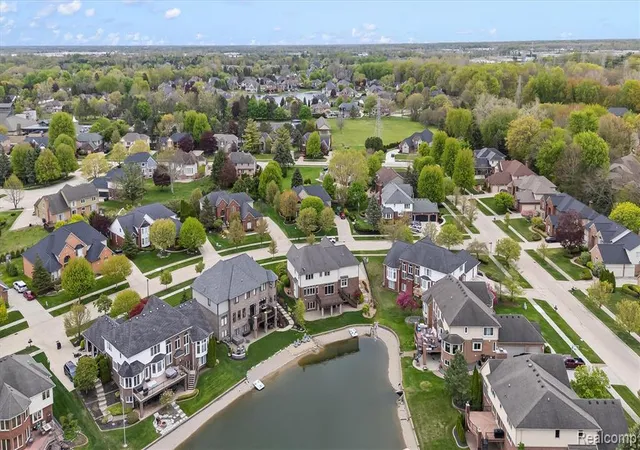 50th image of 54381 Pelican Ln, Shelby Twp, MI 48315 1372 | MLS# 60991927