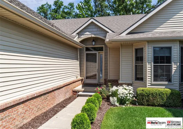 Homes for sale in Brighton, MI | 876 Flowering Plum Dr, Brighton, MI 48116 | MLS# 61009405