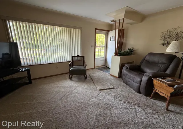 Homes for sale in Livonia, MI | 28369 Pembroke St, Livonia, MI 48152 | MLS# 61007268