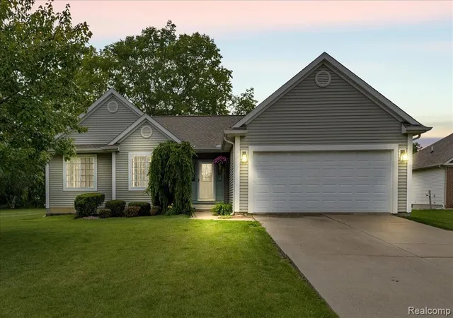 Homes for sale in Grand Blanc, MI | 4436 Maplewood Meadows Ave, Grand Blanc, MI 48439 | MLS# 61008122