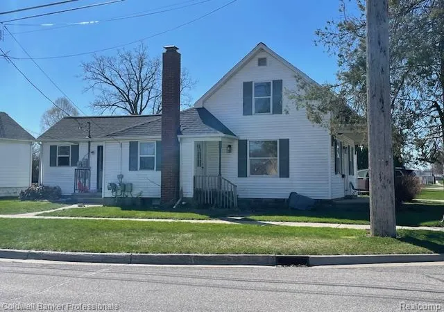 Homes for sale in Lapeer, MI | 105 S Court St, Lapeer, MI 48446 | MLS# 60983677