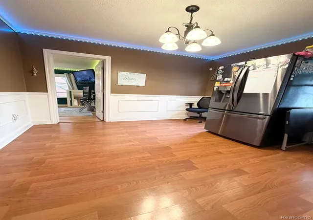 Photo 4 of Sale Pending at 17890 Martin Rd, Roseville, MI 48066 | MLS# 60957877 | Listing updated on 2026-07-13