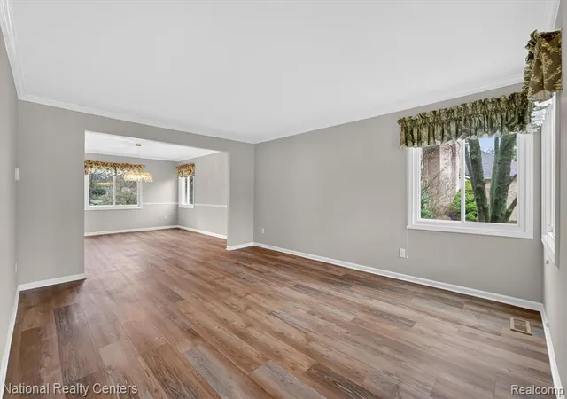 5th image of 22270 Boulder Dr, Farmington Hills, MI 48335 | MLS# 60983534