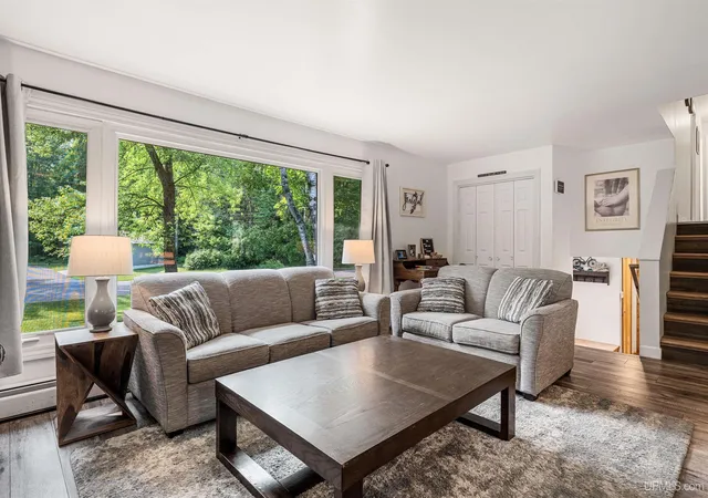 Photo 3 of Single family home for sale at 107 Surrey Ln, Marquette, MI 49855 | MLS# 50217736 | Listing updated on 2026-10-04