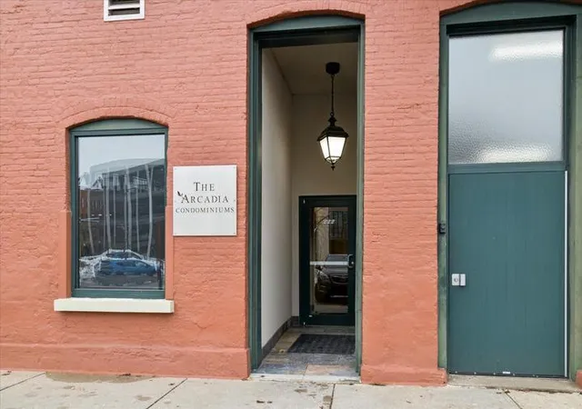 3rd image of 222 N Kalamazoo Mall #200, Kalamazoo, MI 49007 | MLS# 70518315