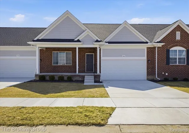 1st image of 1437 Lincoln St, Lapeer, MI 48446 | MLS# 61020128
