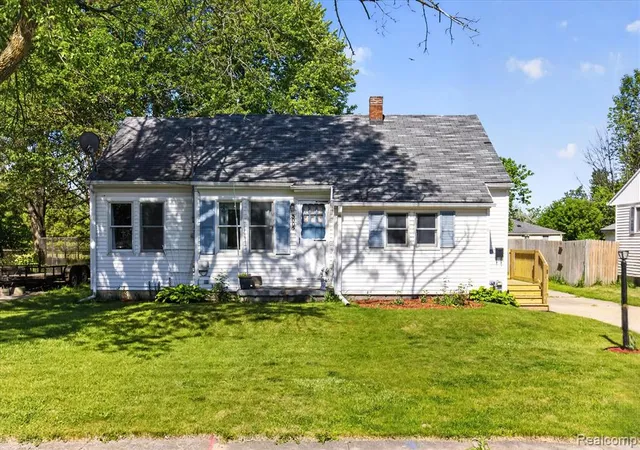 Homes for sale in Saginaw, MI | 3005 Hanchett St, Saginaw, MI 48604 | MLS# 60999103