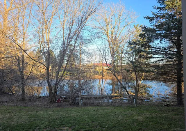 Photo 2 of Sale Pending at 2911 Seymour Lake Rd #2, Oxford, MI 48371 | MLS# 50213068 | Listing updated on 2026-08-30