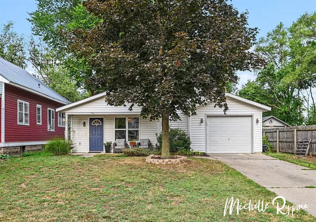 Photo 1 of Sale Pending at 164 Reed Ave, Holland, MI 49423 | MLS# 70550580 | Listing updated on 2026-08-10