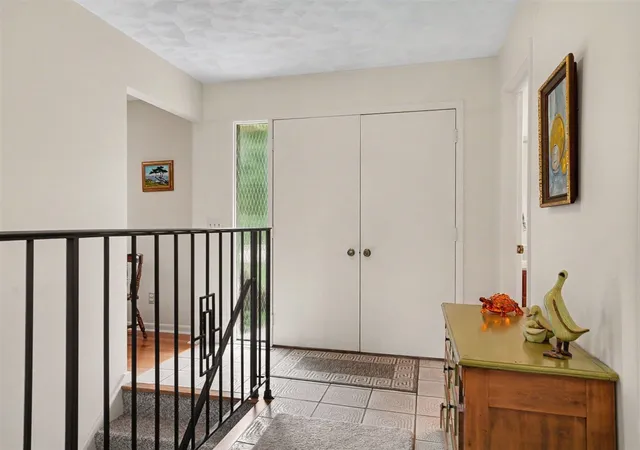 Photo 3 of Sale Pending at 4216 Lake Forest Dr, Kalamazoo, MI 49008 | MLS# 70554139 | Listing updated on 2026-08-31