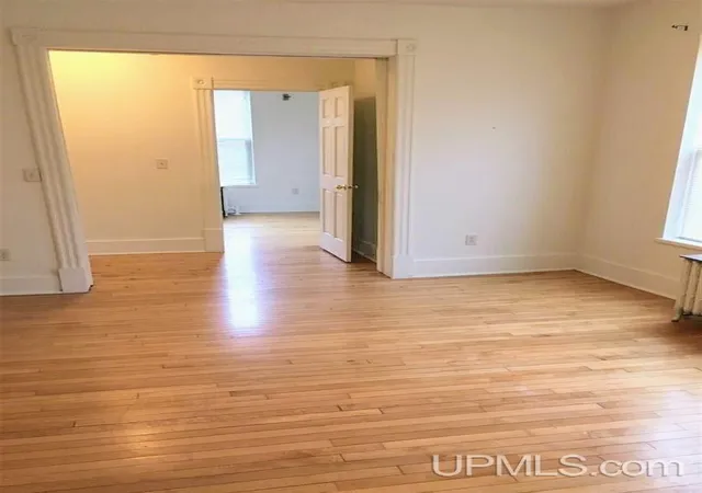 Photo 4 of House for sale at 376 Alger St, Marquette, MI 49855 | MLS# 50210341 | Listing updated on 2026-10-04