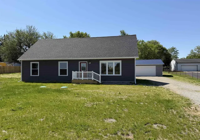 Homes for sale in Adrian, MI | 2901 Gady Rd, Adrian, MI 49221 | MLS# 50198665